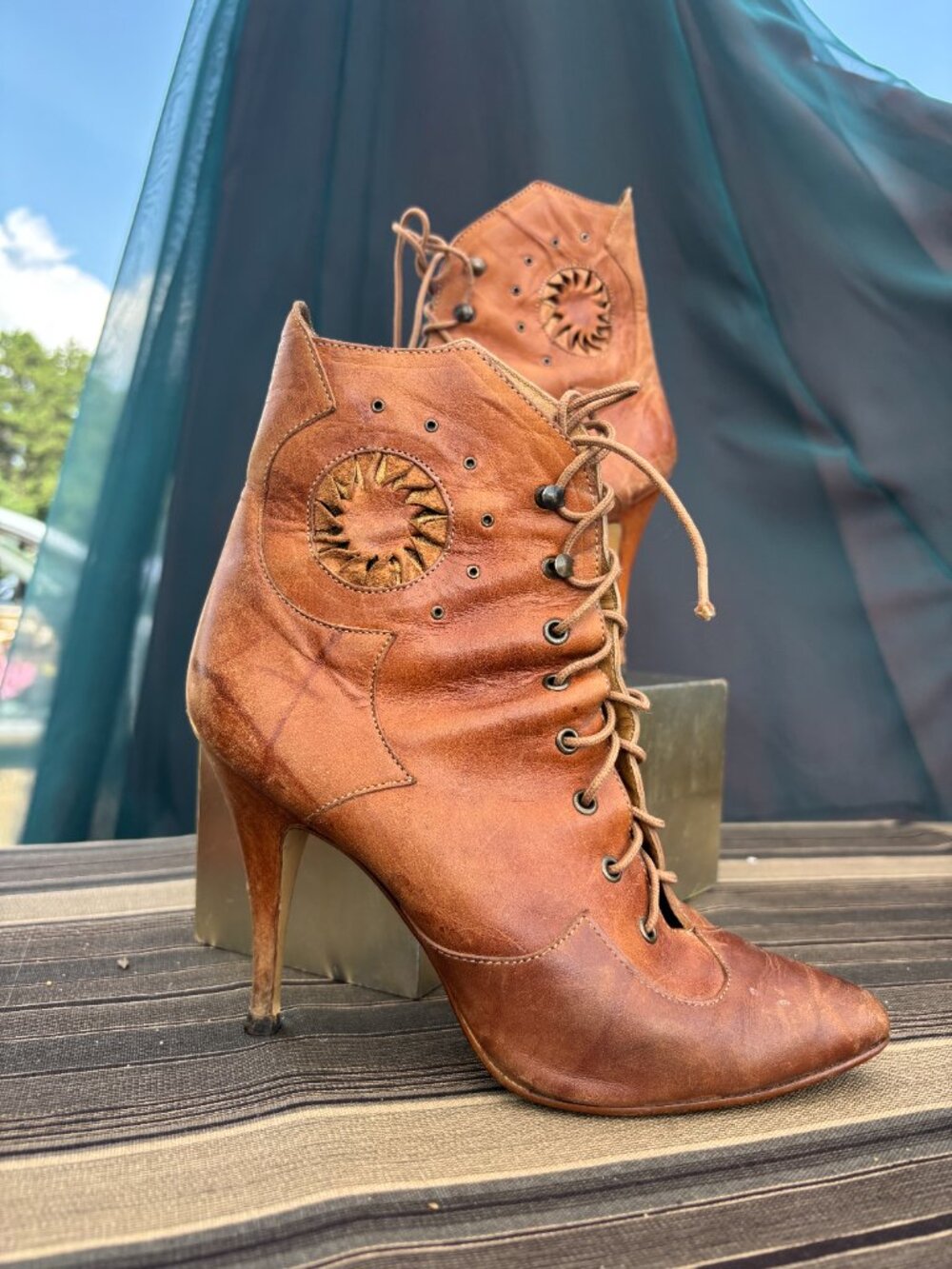 Vintage 80s The Wild Pair Brown Leather Lace Up Sun Cutout Stiletto Boots Size 7